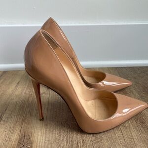 Christian Louboutin So Kate’s Nude Size 40.5
